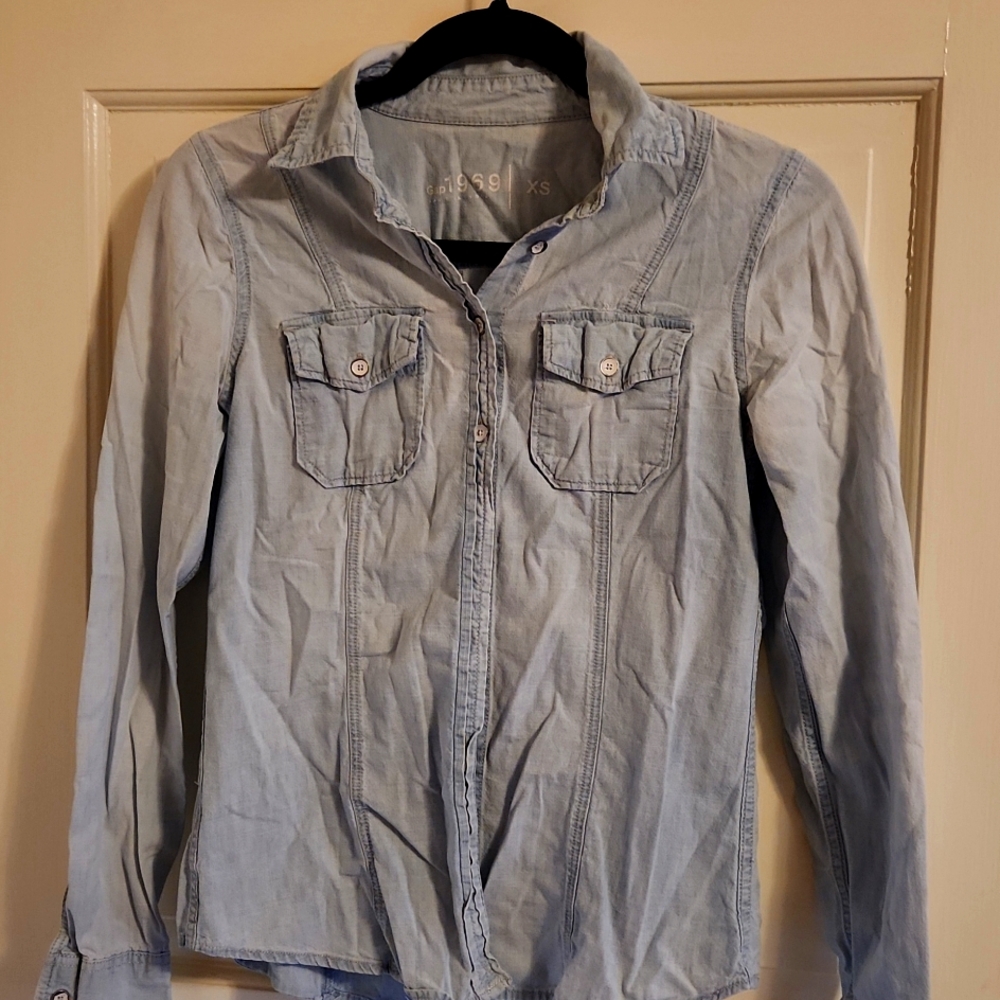 Vintage Gap Denim Shirt - Size XS